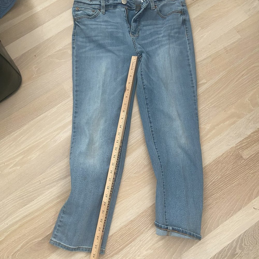 Women's straight leg faded jeans size 10